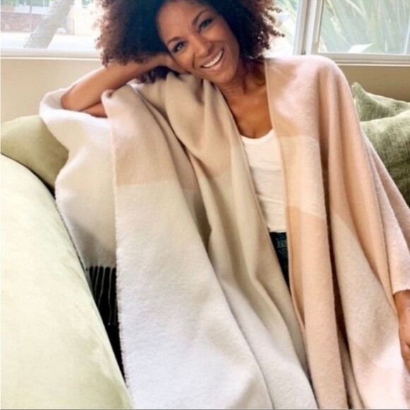 SOIA & KYO Mirel Woven Scarfigan with Fringe in Pink and Cream One Size NWOT - Picture 2 of 14